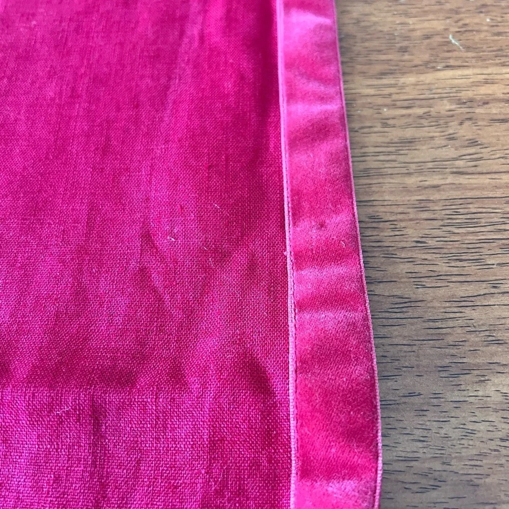 Pottery Barn Red Table Runner​